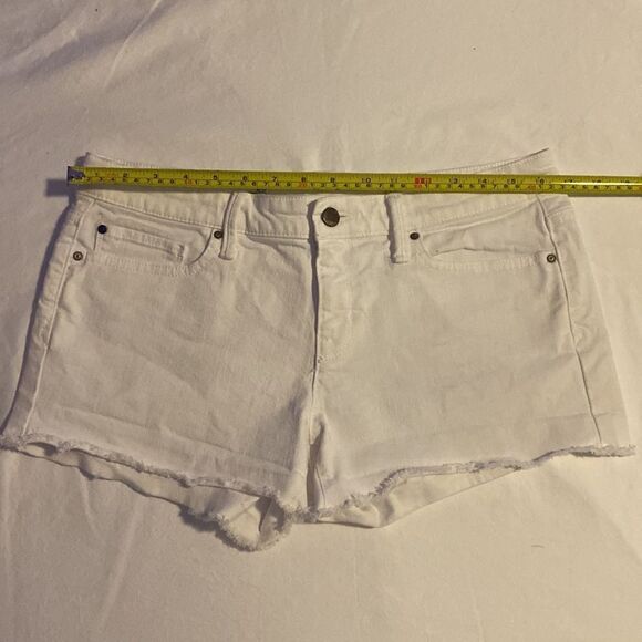 Gap 1969 Summer Cutoff Denim Shorts in White Size 28 NWOT - Picture 8 of 12